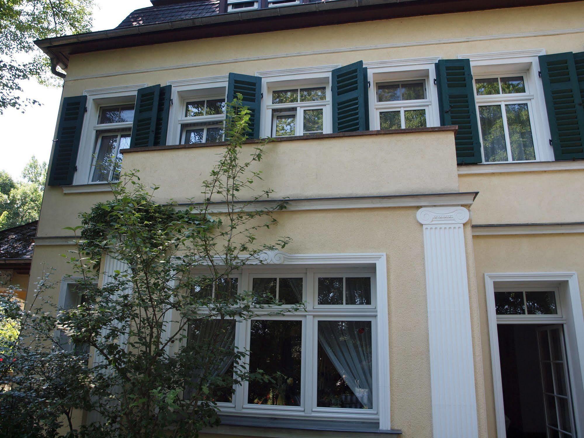 Hotel & Restaurant Bellevue Schmoelln Экстерьер фото